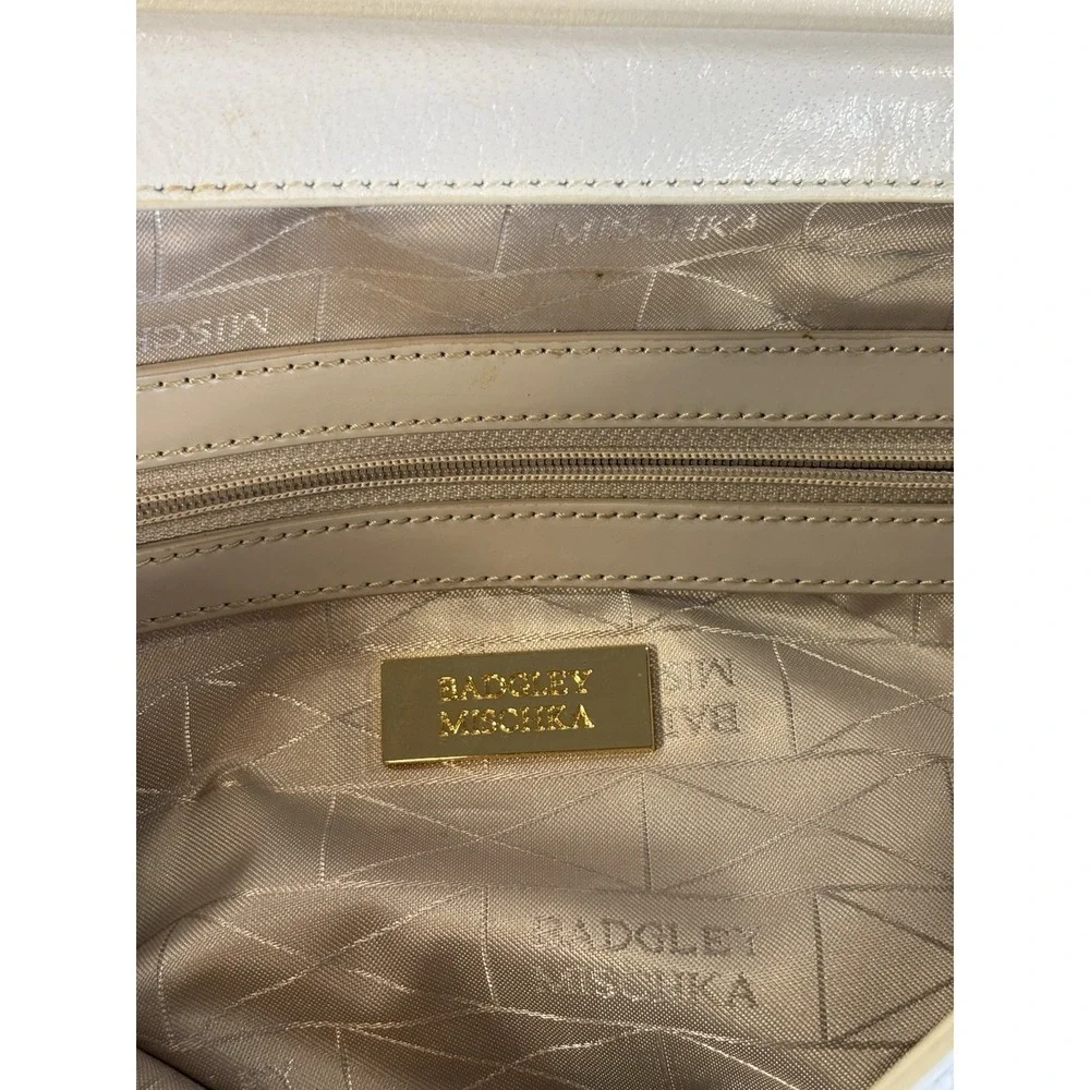 Badgley Mischka Vintage White Leather Shoulder Bag Y2K Indie Sleek Studded